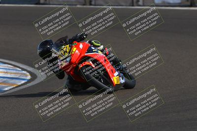 media/Oct-12-2025-CRA (Sun) [[e621380112]]/Races/Race 10/